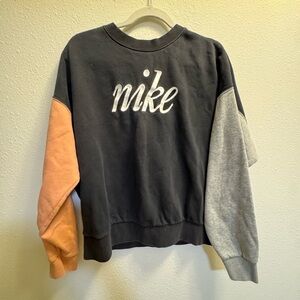 Nike Black and Peach Sweatshirt